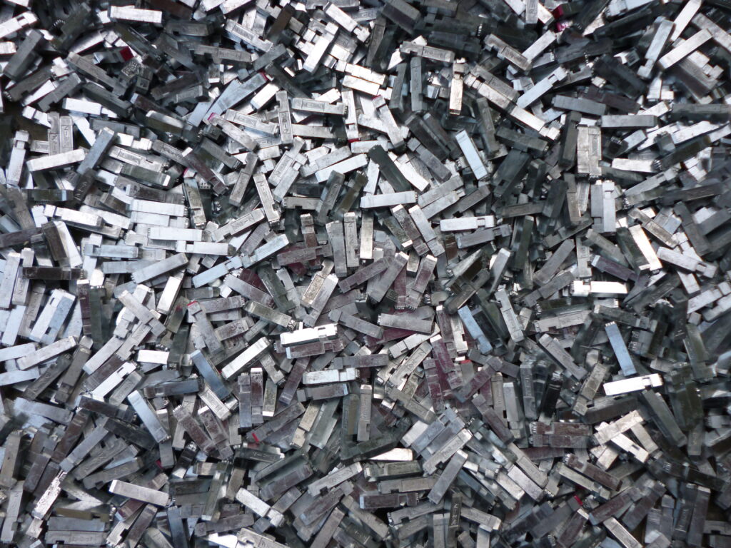 亜鉛買取価格 亜鉛板、ダイカスト、亜鉛メガネ、亜鉛ダライ粉スクラップの買取なら株式会社八木